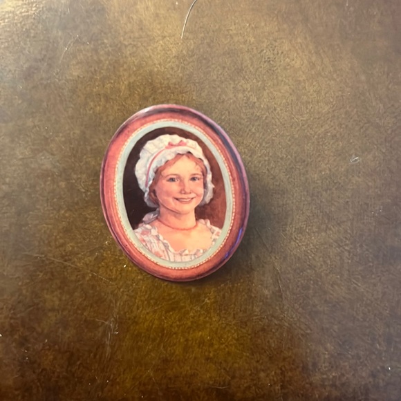 Felicity pin - Picture 1 of 6